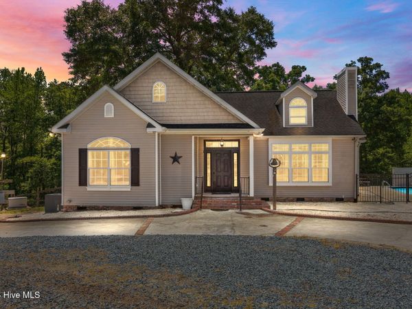 435 Thomas Way, Unit 5-B, Cameron, NC 28326
