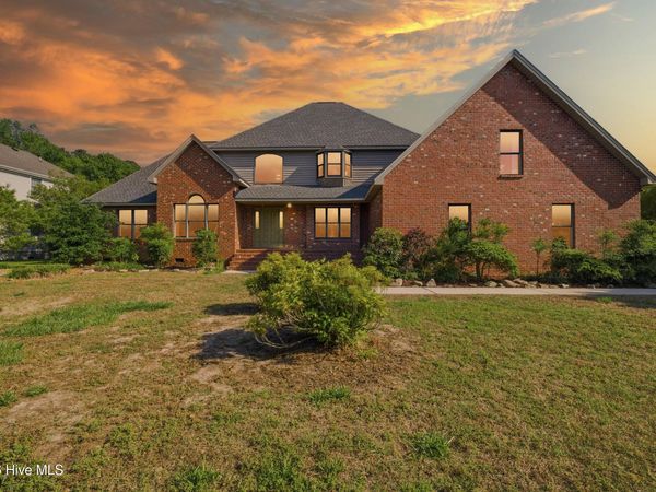 110 Carotauk Drive , Currituck, NC 27929