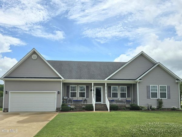 112 Bay Leaf Drive, Currituck, NC 27929