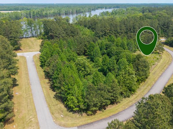 210 Winfall Court , Edenton, NC 27932