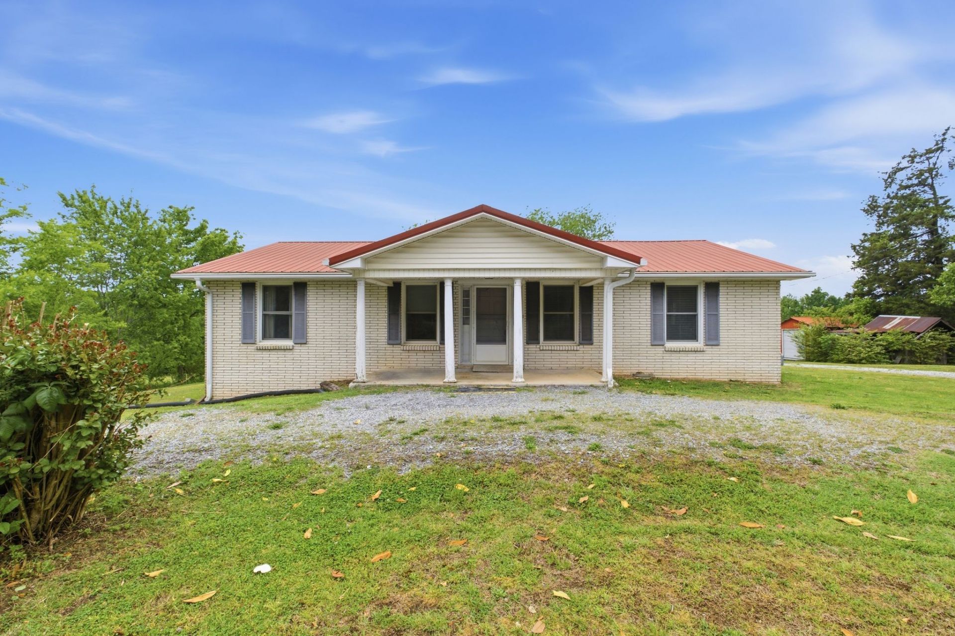 150 Mutt Rd , White Bluff, TN 37187 Main Photo