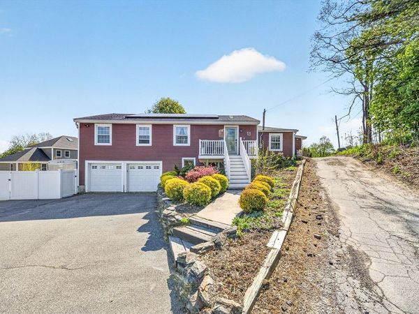 13 Mulcahy Lane, Billerica, MA 01821