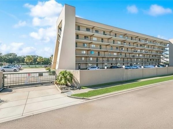 4000 DAVEY Street , Unit 401, New Orleans, LA 70122