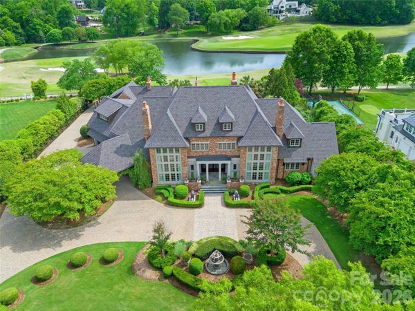 4536 Parview Drive N, Charlotte, NC 28226