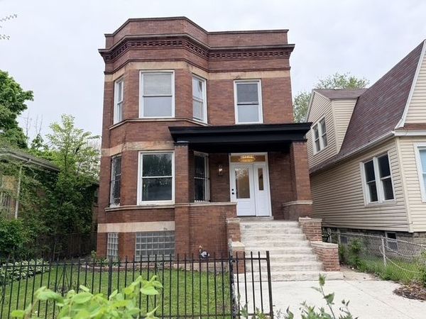 7754 S Burnham Avenue , Chicago, IL 60649