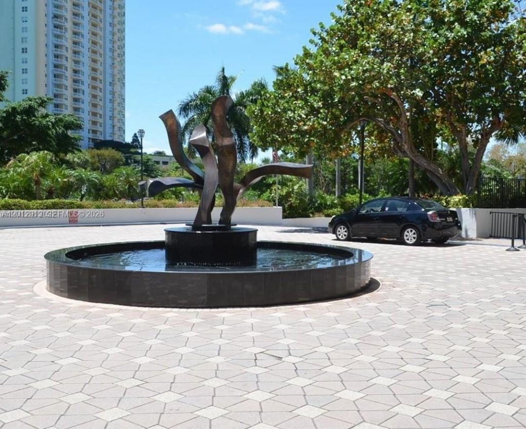 2333 Brickell Ave, Unit 812, Miami, FL 33129 Photo