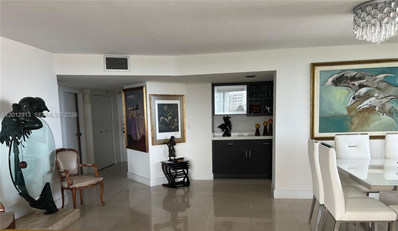 2333 Brickell Ave, Unit 812, Miami, FL 33129 Photo