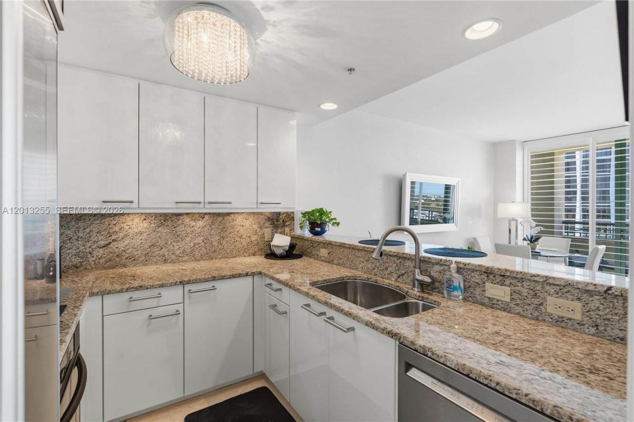 3350 SW 27 Av, Unit 1603, Coconut Grove, FL 33133 Photo