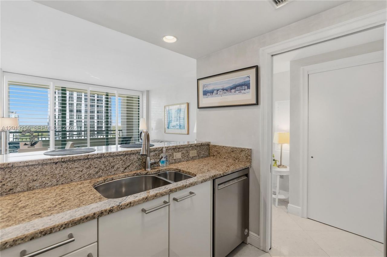 3350 SW 27 Av, Unit 1603, Coconut Grove, FL 33133 Photo