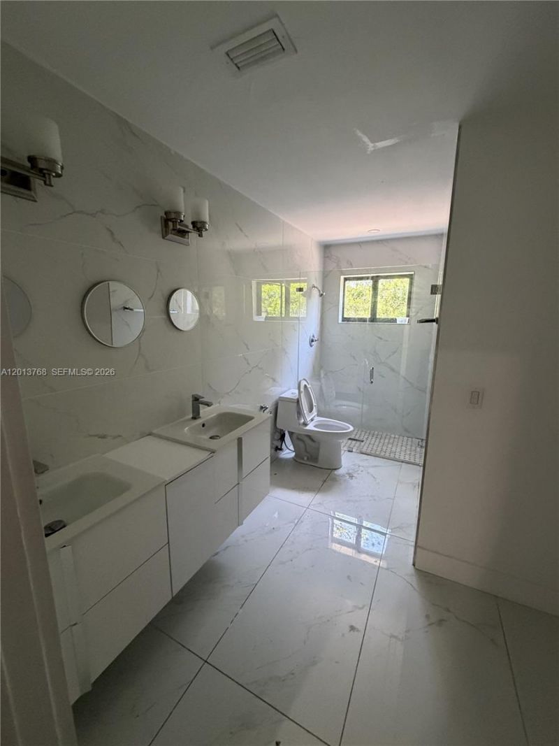 9401 SW 64th Ter, Miami, FL 33173 Photo