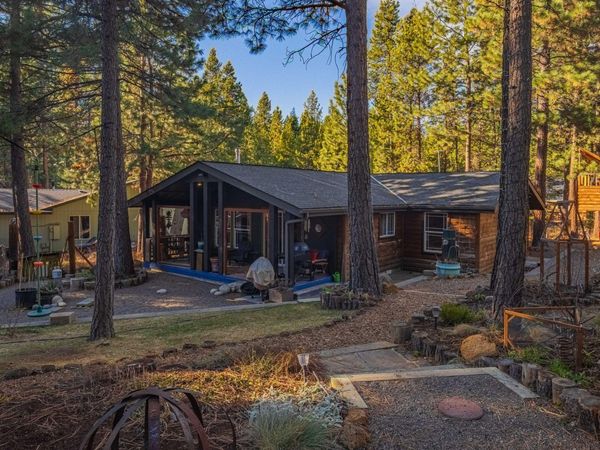 16878 Jacinto Road, Bend, OR 97707