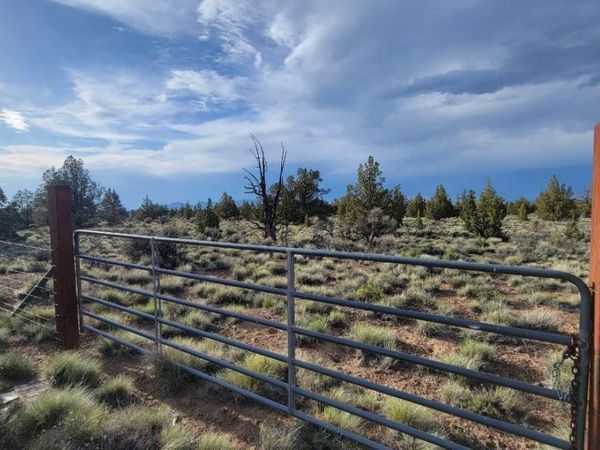1925 SE Birch Lane, Prineville, OR 97754