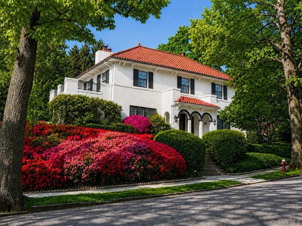 130 E Cedar Street, Fleetwood, NY 10552