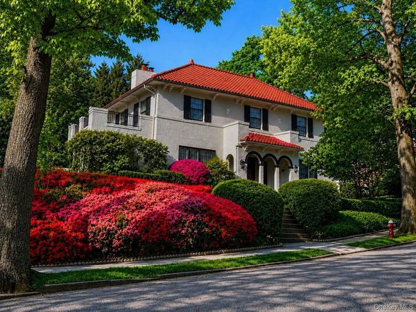130 E Cedar Street, Fleetwood, NY 10552