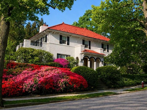 130 E Cedar Street, Fleetwood, NY 10552