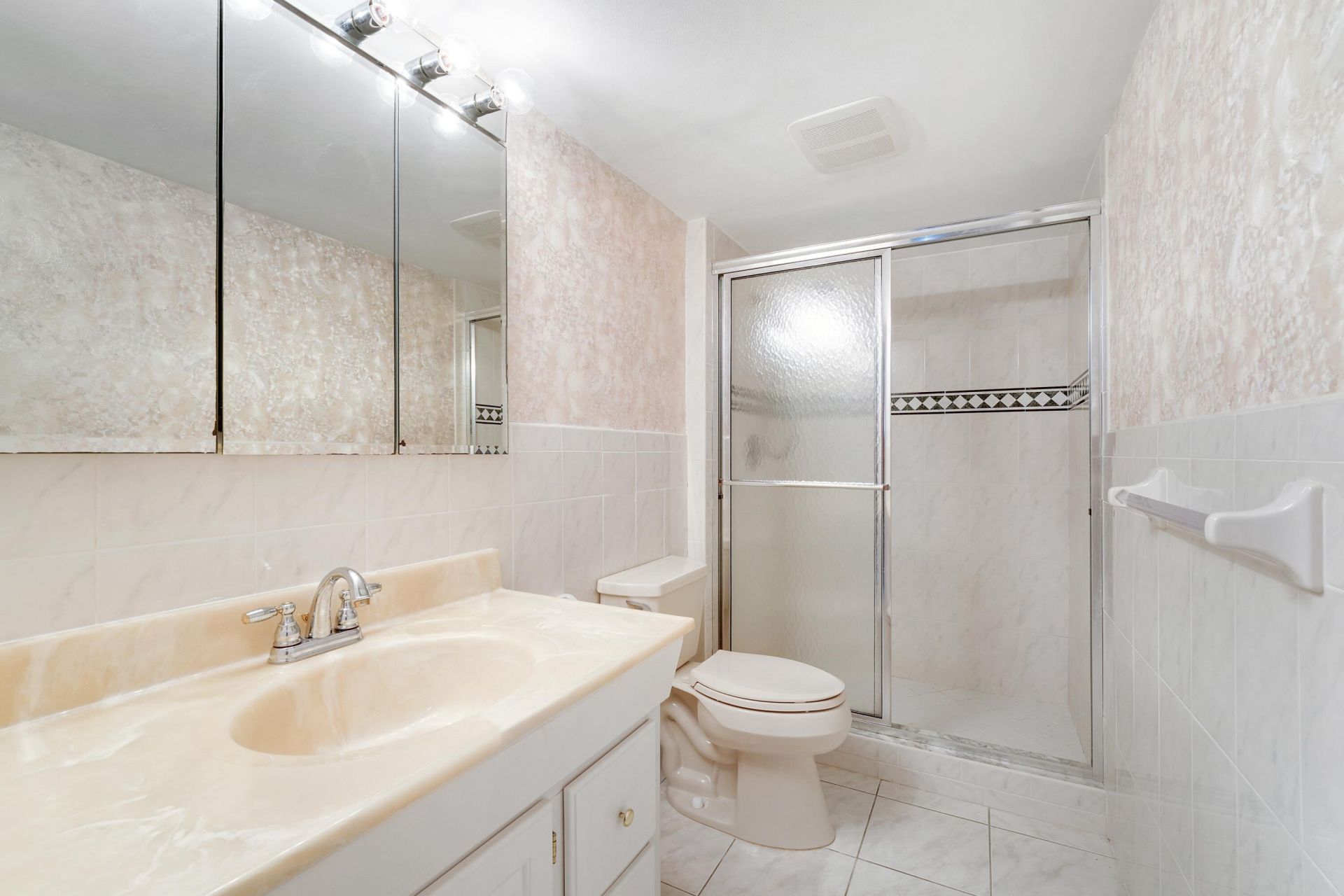 3750 Galt Ocean Drive, Unit 1710, Fort Lauderdale, FL 33308 Photo