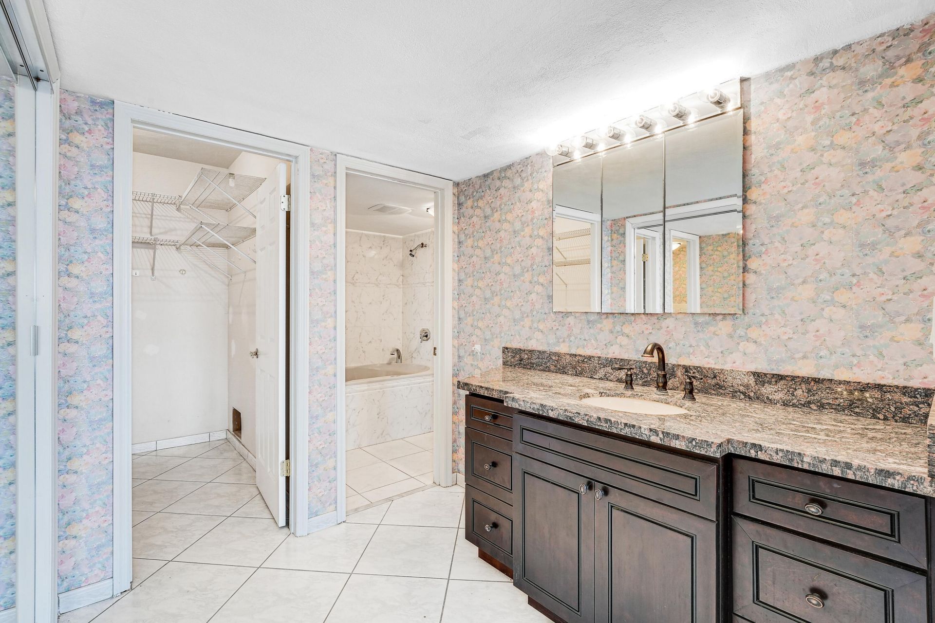 3750 Galt Ocean Drive, Unit 1710, Fort Lauderdale, FL 33308 Photo