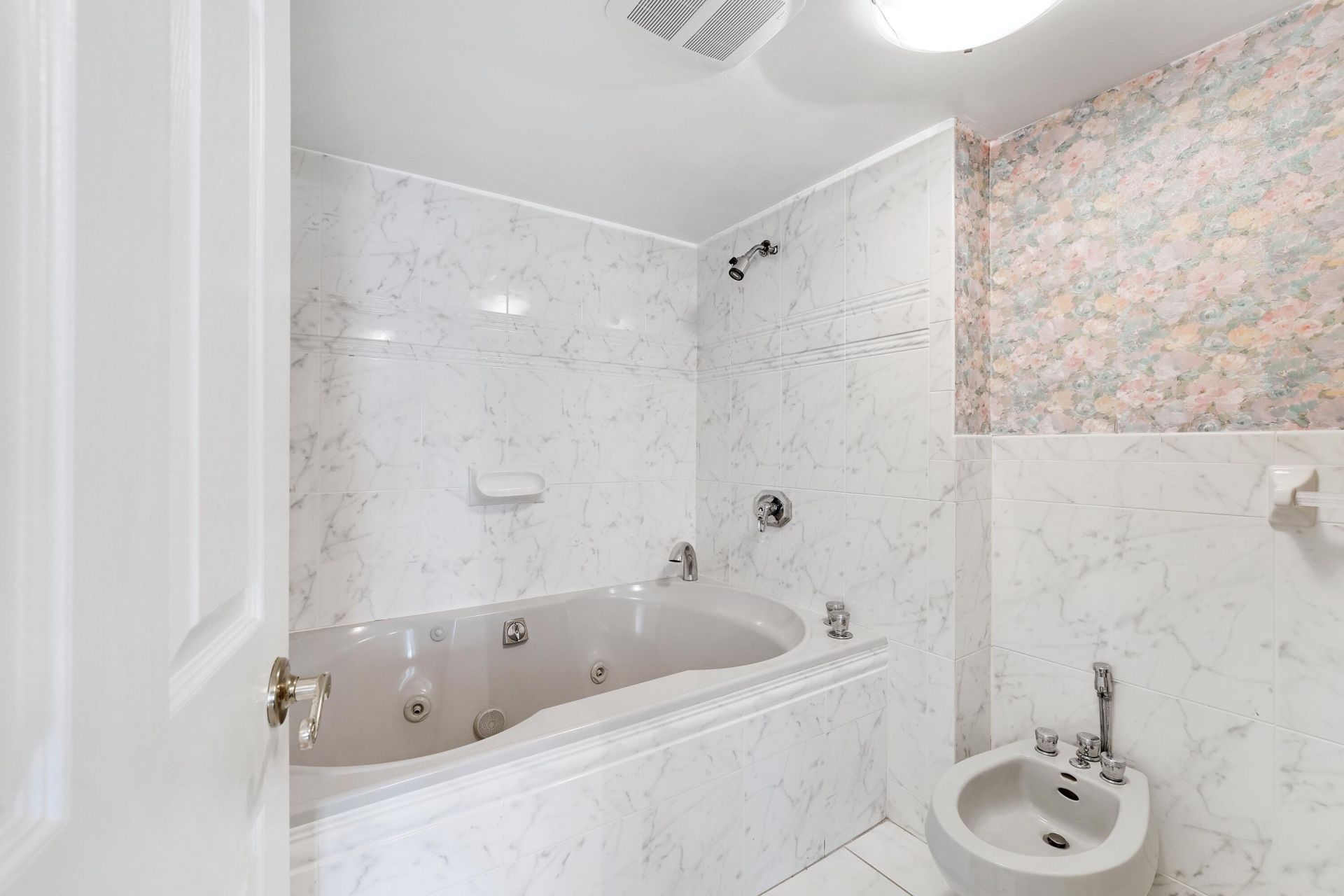 3750 Galt Ocean Drive, Unit 1710, Fort Lauderdale, FL 33308 Photo