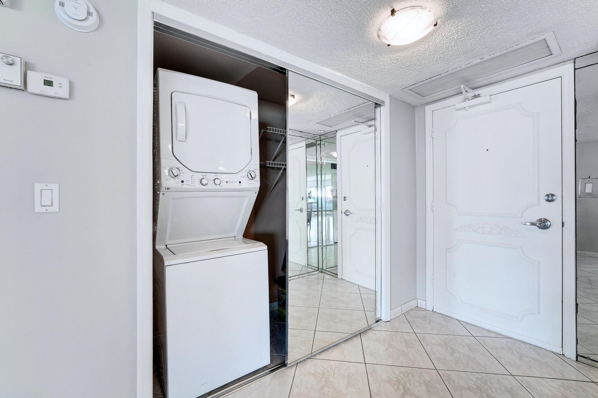 3750 Galt Ocean Drive, Unit 1710, Fort Lauderdale, FL 33308 Photo