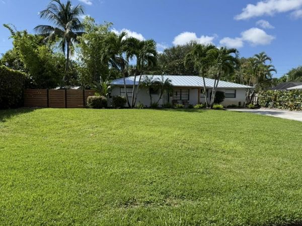 20 E Windsor Rd Road E, Jupiter, FL 33469