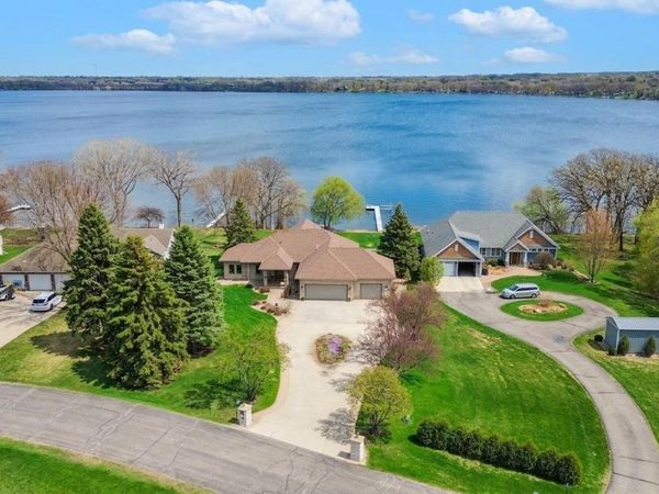 5979 24th Street NE, Willmar, MN 56201