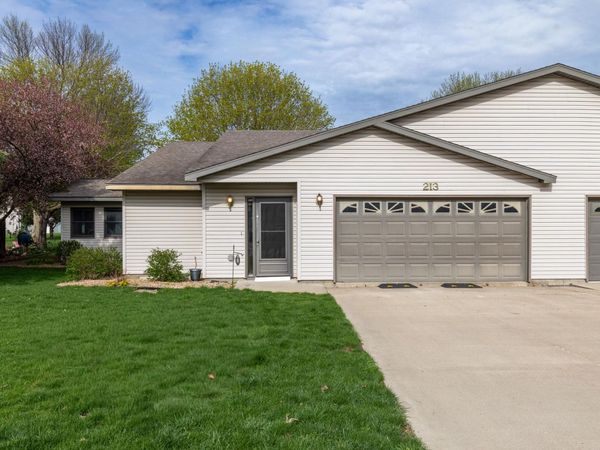 213 Foxborough Lane, Le Sueur, MN 56058
