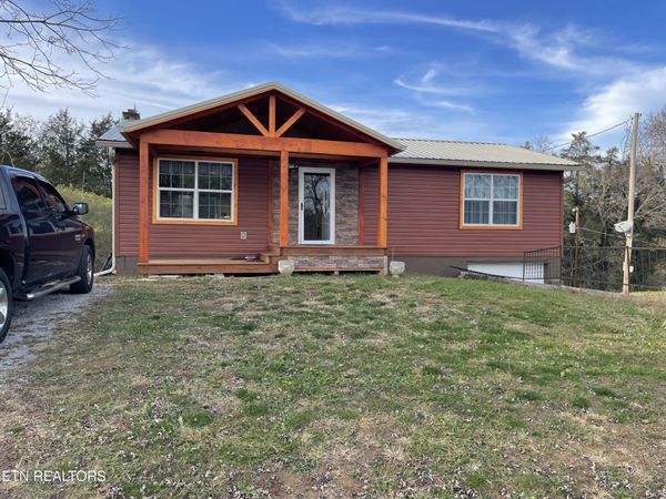430 Whitaker St, Tazewell, TN 37879