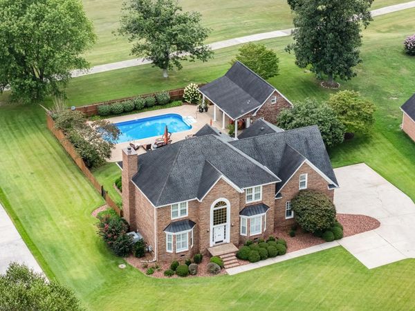 104 SAINT ANDREWS PLACE , Tullahoma, TN 37388