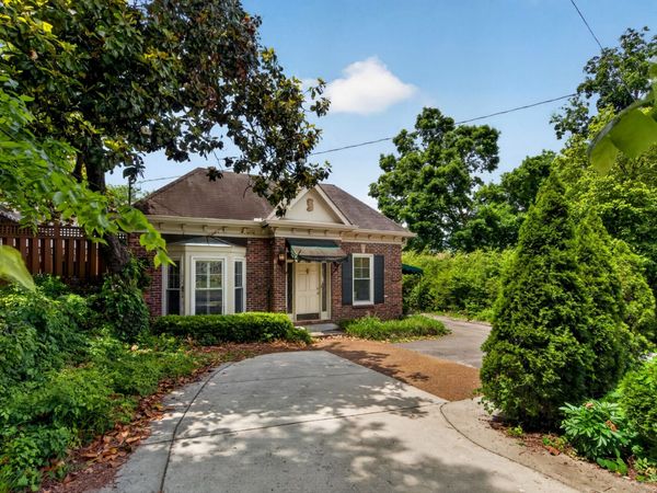 511 S Wilson Blvd , Nashville, TN 37205