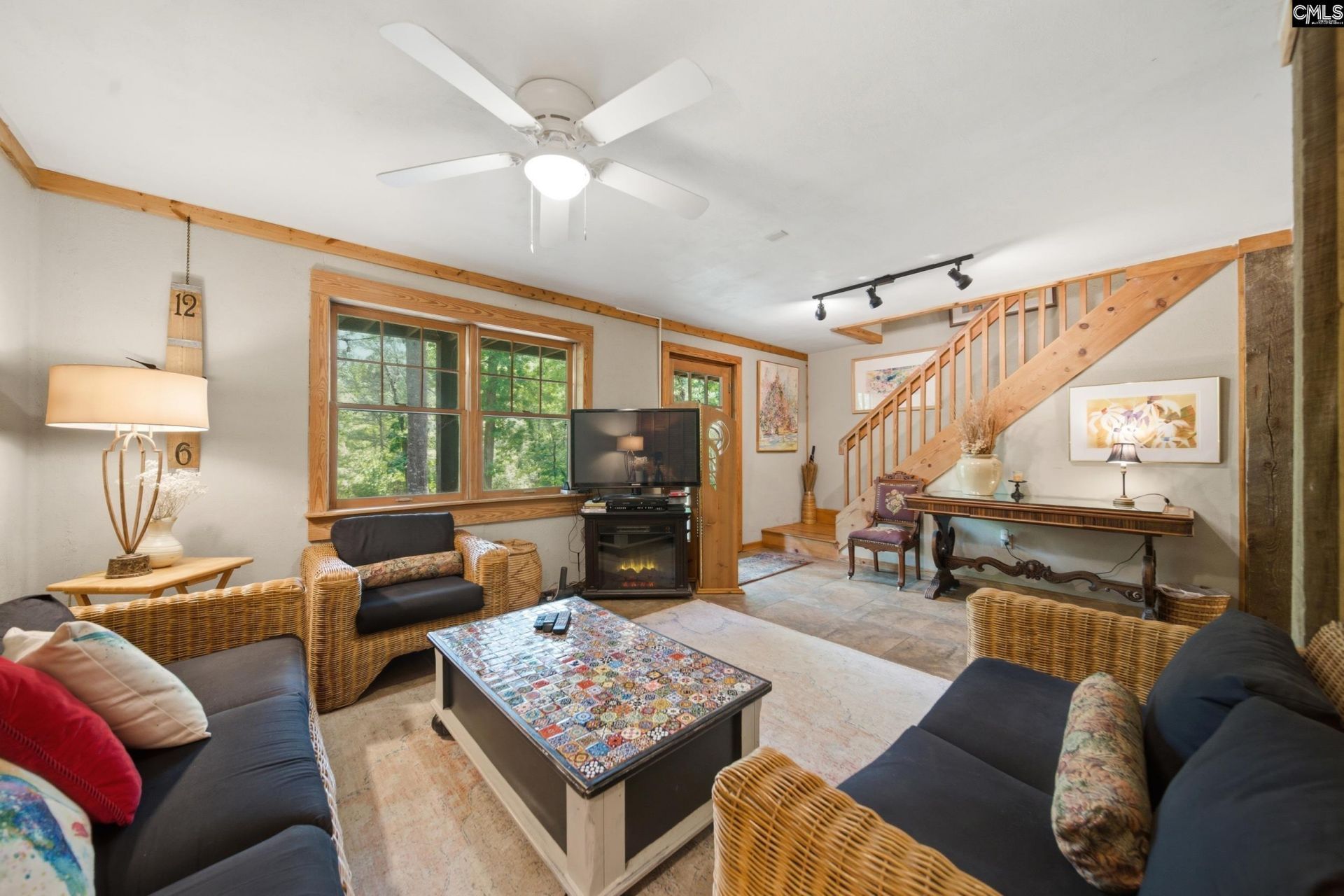 601 Mack  Photo 11