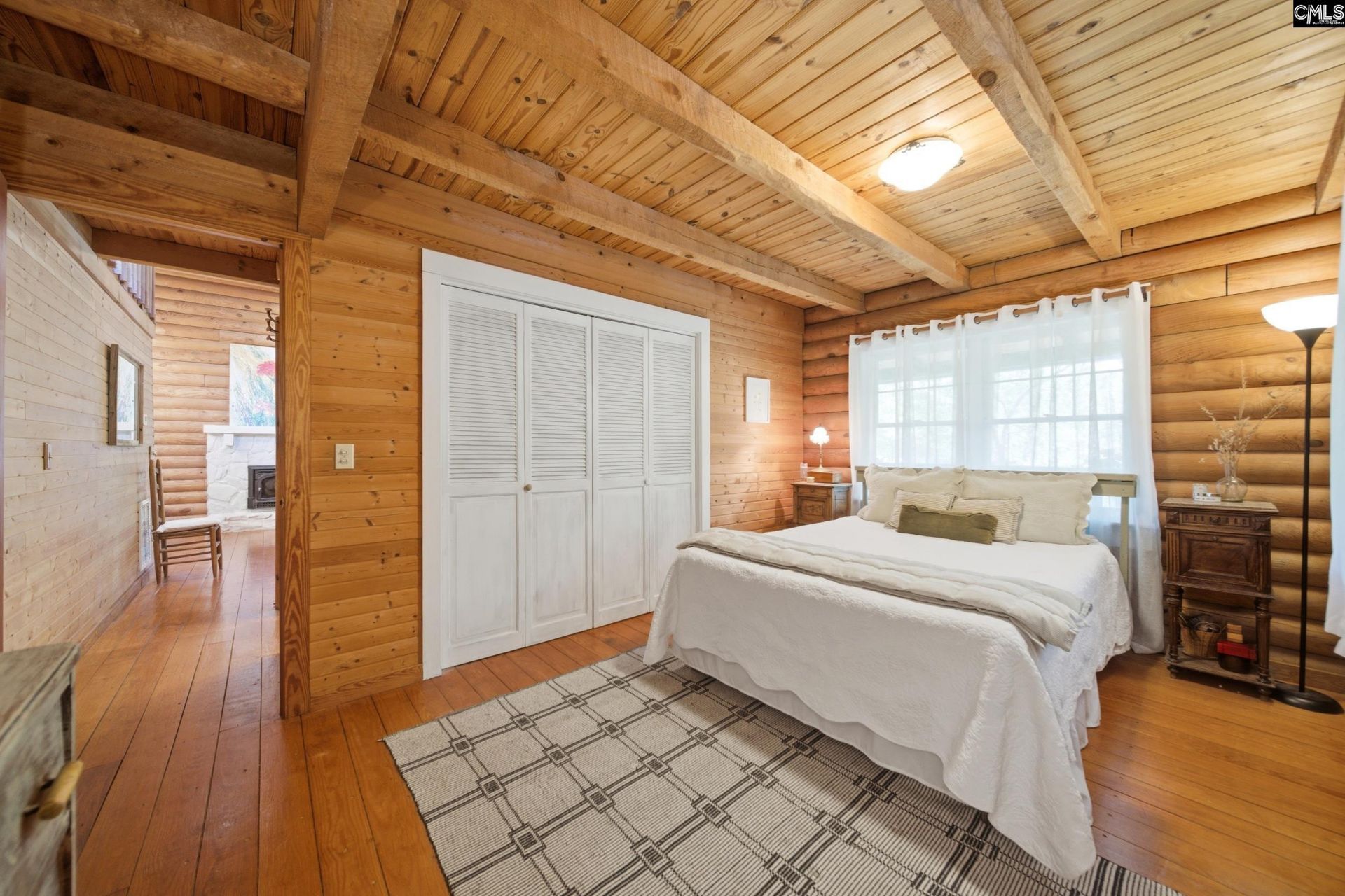 601 Mack  Photo 17