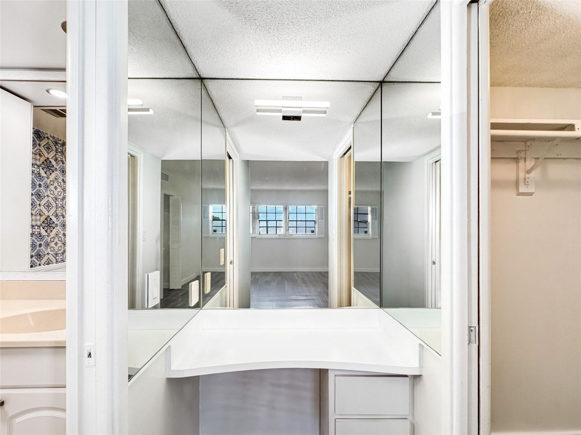 2950 N Palm Aire Drive, Unit 506, Pompano Beach, FL 33069 Photo