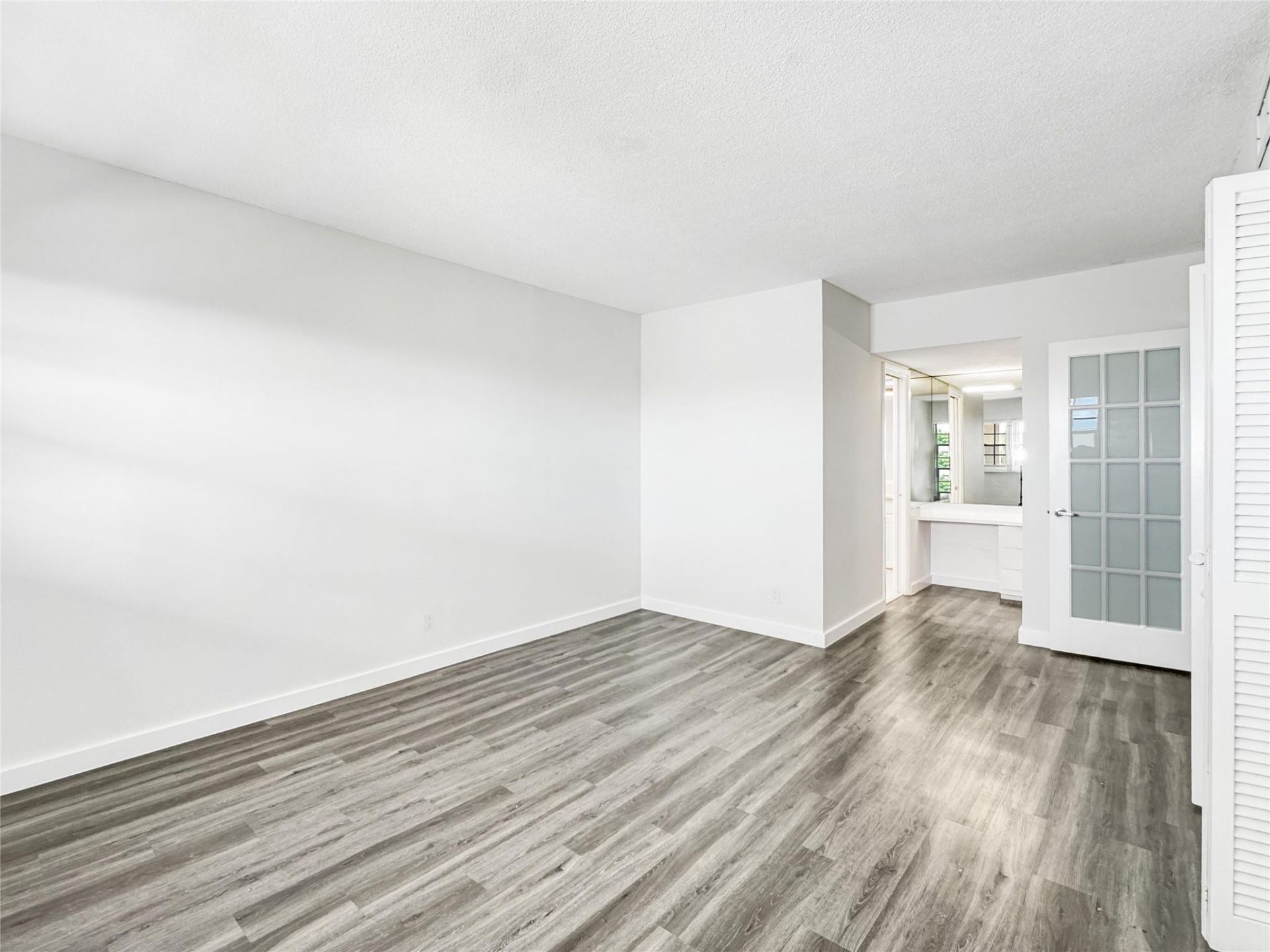 2950 N Palm Aire Drive, Unit 506, Pompano Beach, FL 33069 Photo