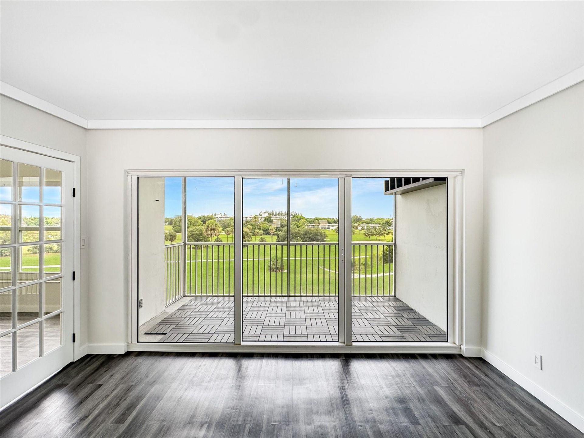 2950 N Palm Aire Drive, Unit 506, Pompano Beach, FL 33069 Photo