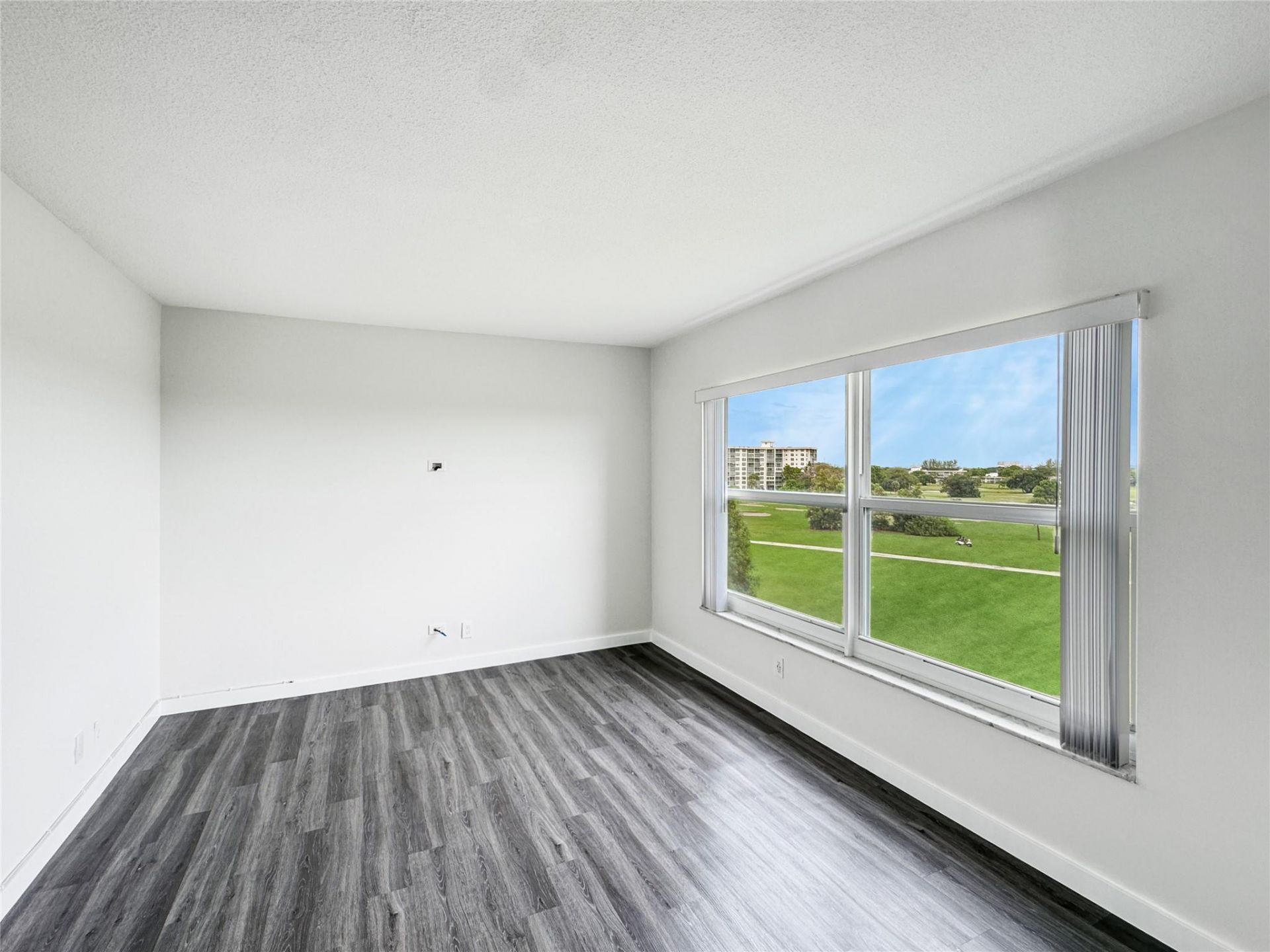 2950 N Palm Aire Drive, Unit 506, Pompano Beach, FL 33069 Photo
