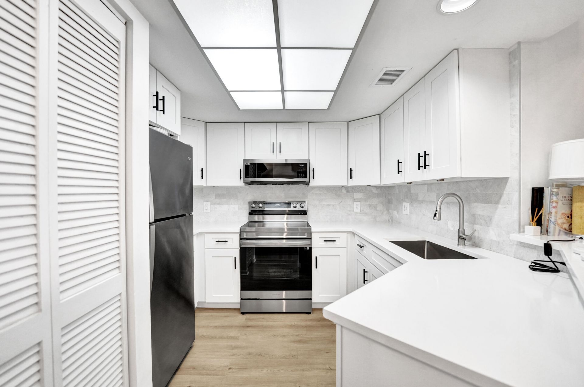 2125 SE 10th Avenue, Unit 1008, Fort Lauderdale, FL 33316 Photo