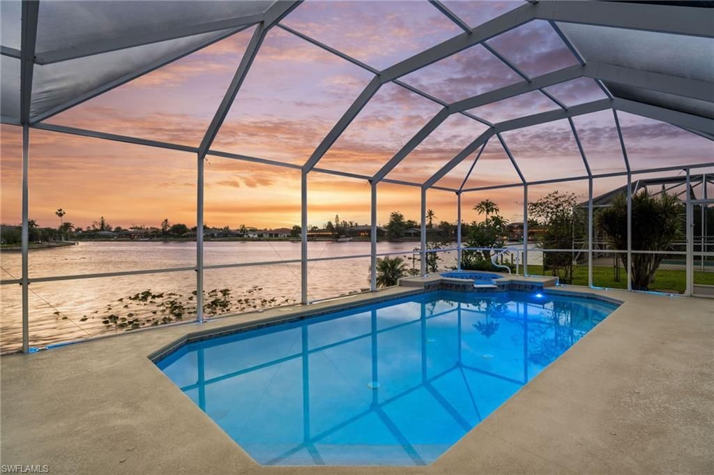 2506 Retunda Pkwy W, Cape Coral, FL 33904 Photo
