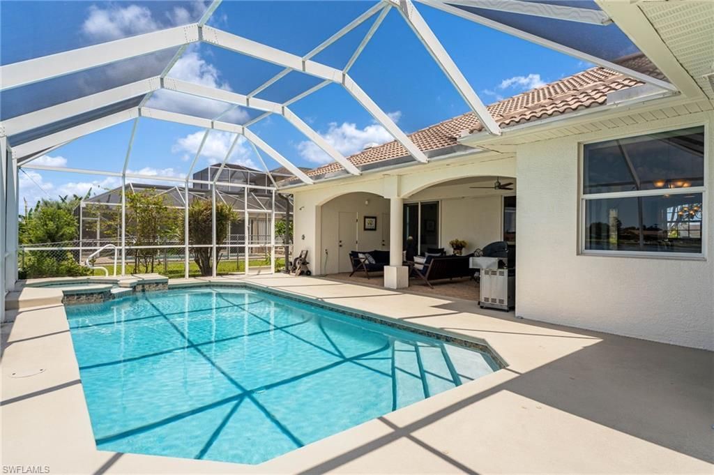 2506 Retunda Pkwy W, Cape Coral, FL 33904 Photo