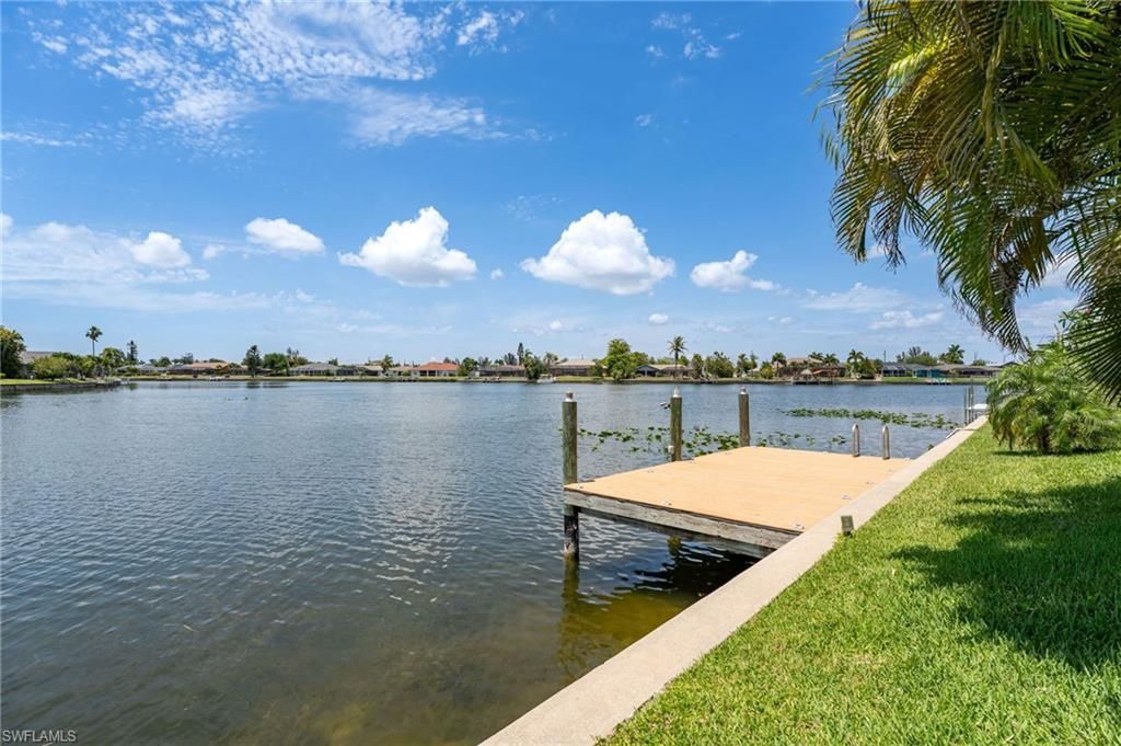 2506 Retunda Pkwy W, Cape Coral, FL 33904 Photo