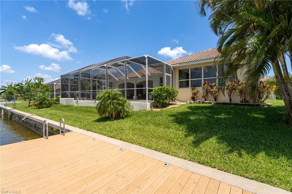 2506 Retunda Pkwy W, Cape Coral, FL 33904 Photo