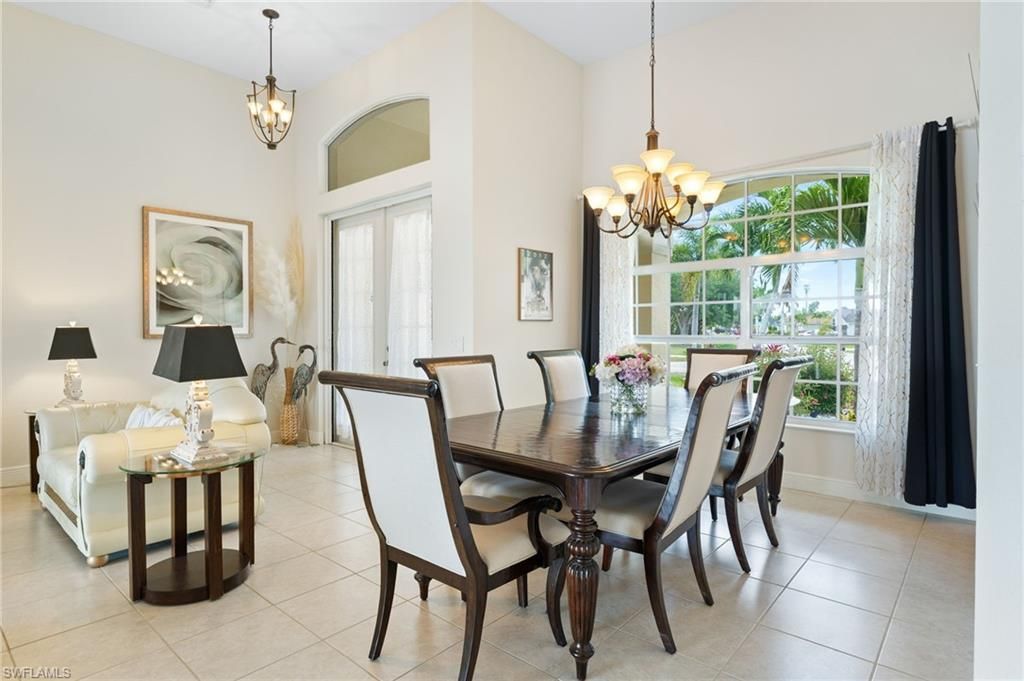 2506 Retunda Pkwy W, Cape Coral, FL 33904 Photo