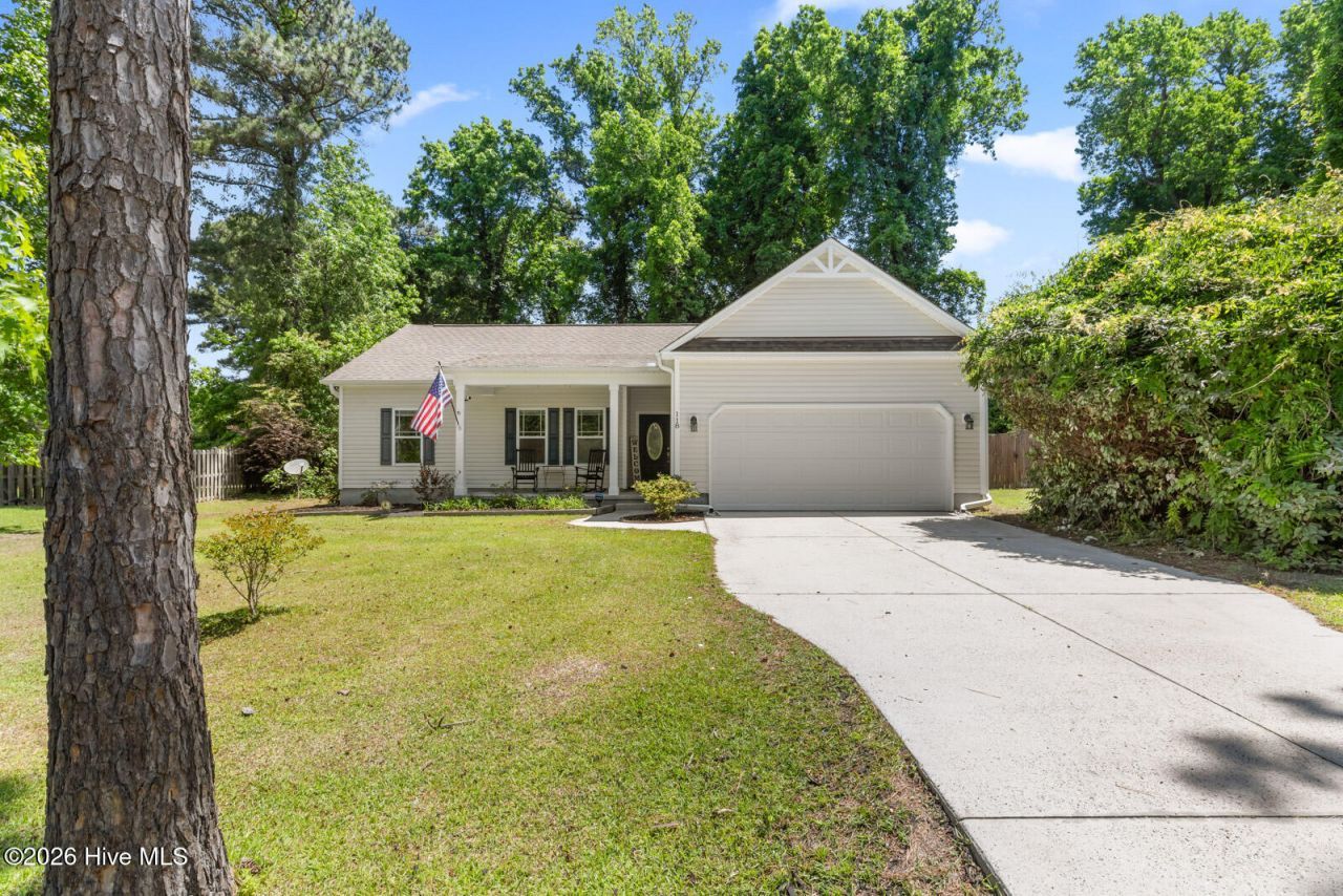 118 Bayside Drive, Sneads Ferry, NC 28460 Main Photo