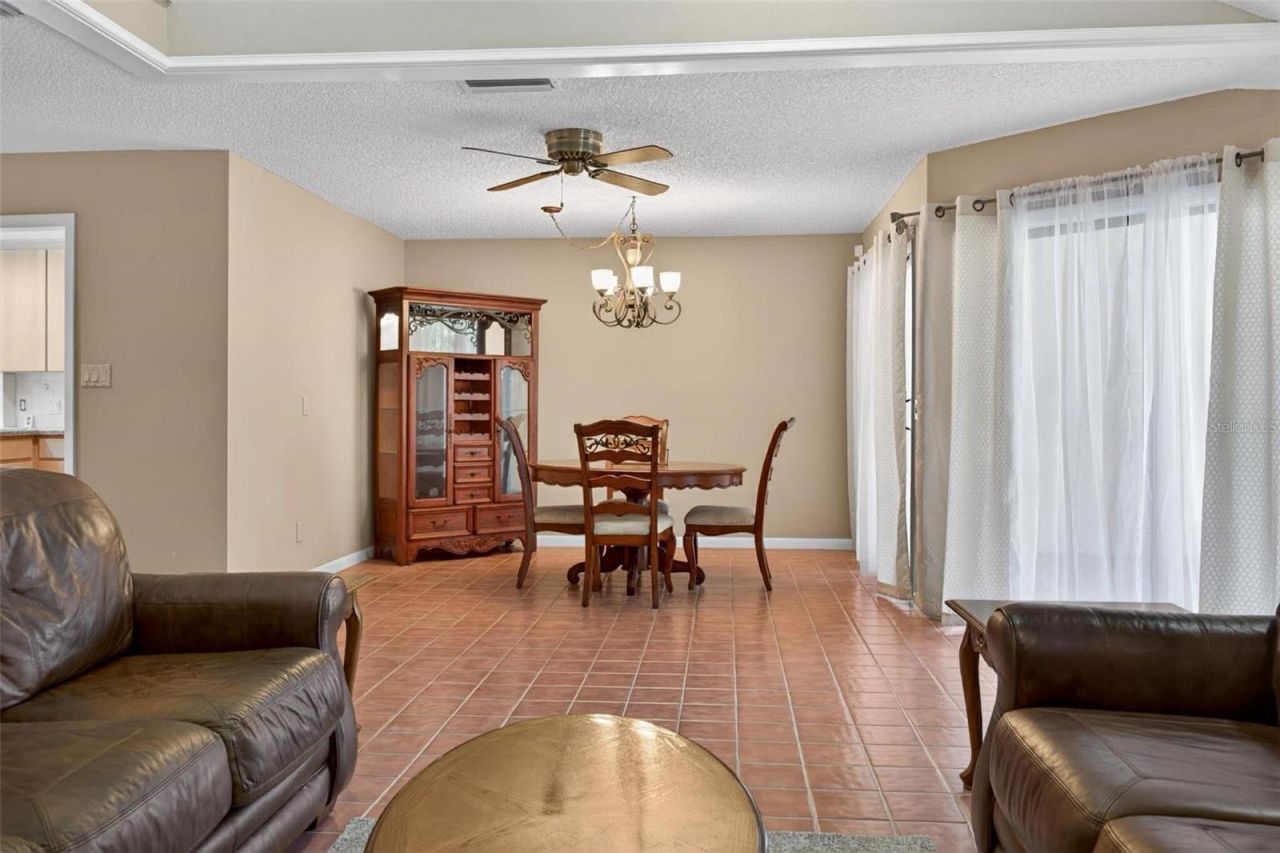 603 Waterwood Drive , Yalaha, FL 34797 Photo