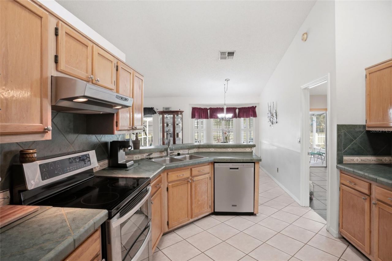 6445 Bay Shore Drive, Saint Cloud, FL 34771 Photo