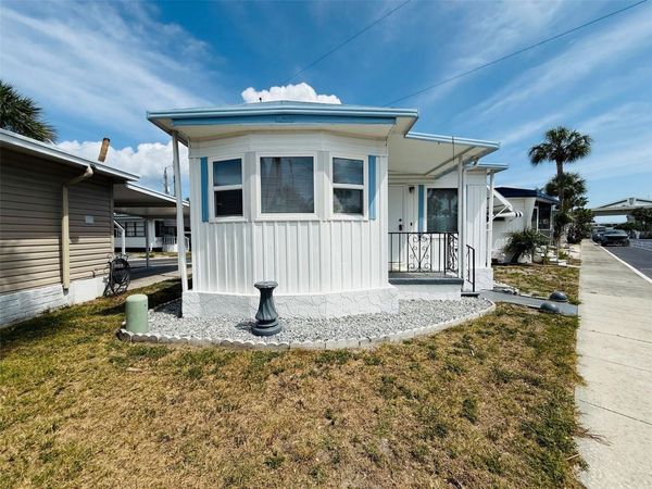 4851 W GANDY BOULEVARD , Unit B7L13, TAMPA, FL 33611