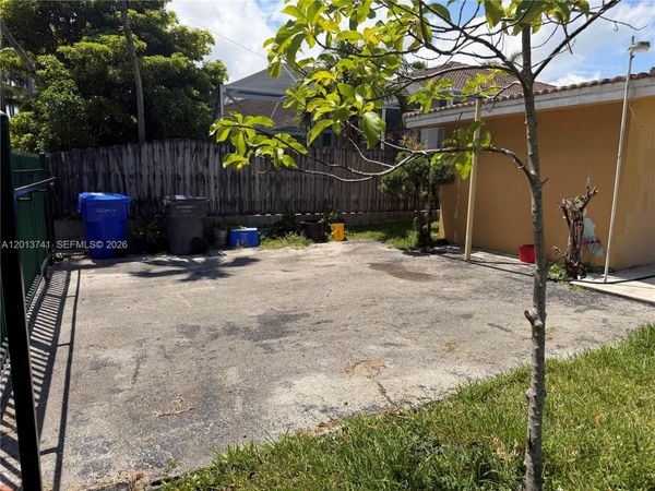 Unit 1, Hollywood, FL 33020