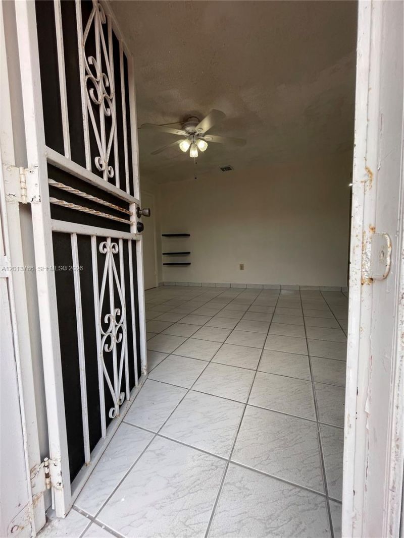 4115 SW 108th Ave , Unit B, Miami, FL 33165 Photo