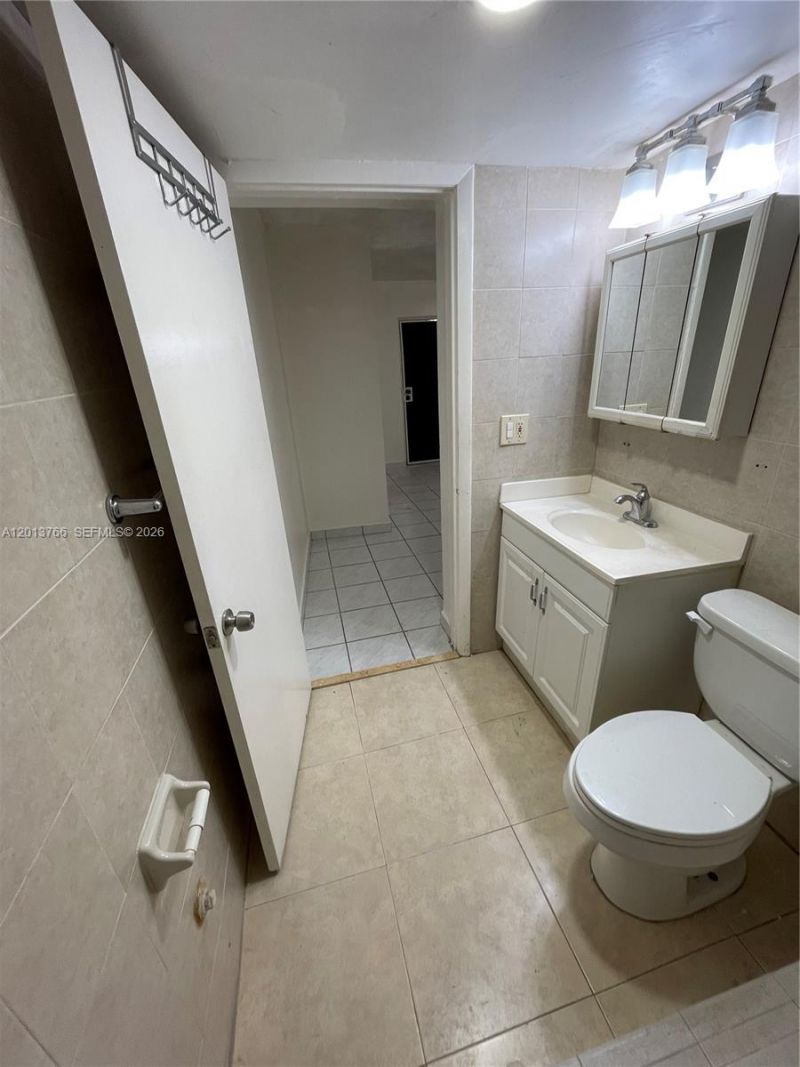 4115 SW 108th Ave , Unit B, Miami, FL 33165 Photo