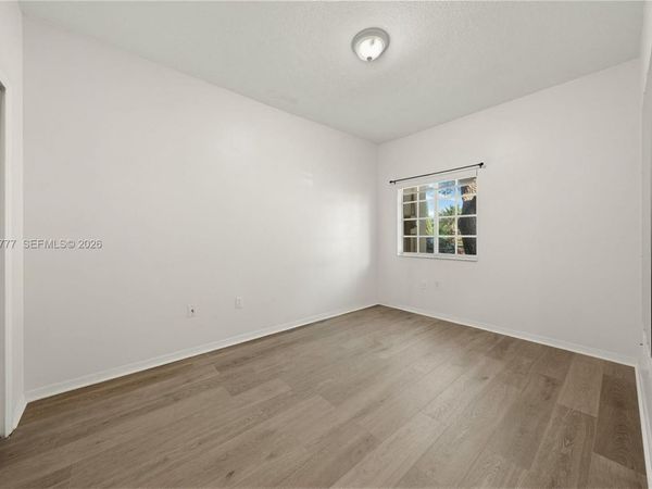 3393 NE 11th Dr , Homestead, FL 33033