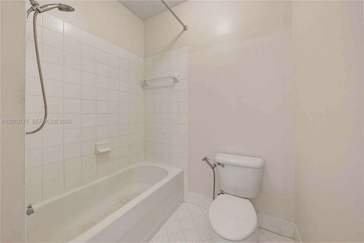 3393 NE 11th Dr , Homestead, FL 33033 Photo